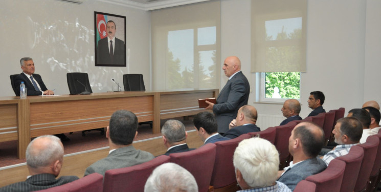 Biləsuvar rayonunda kənd təsərrüfatının mövcud vəziyyəti, qazanılan uğurlar və qarşıda duran  vəzifələr  təhlil edilib.